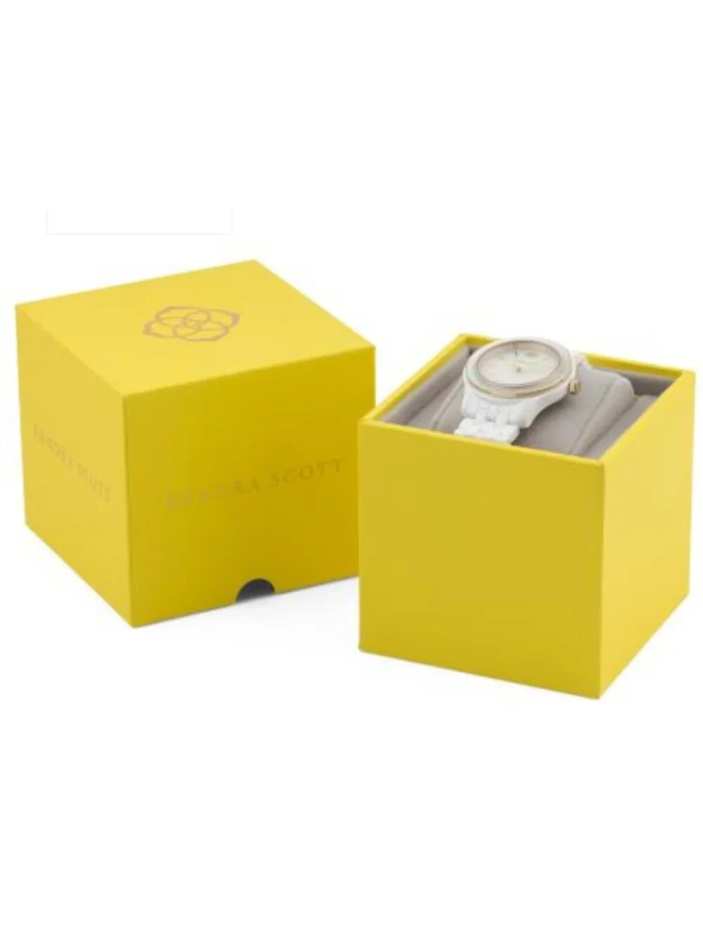 Kendra Scott material white